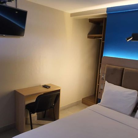 Hotel Residencial Alfa Lima Kültér fotó